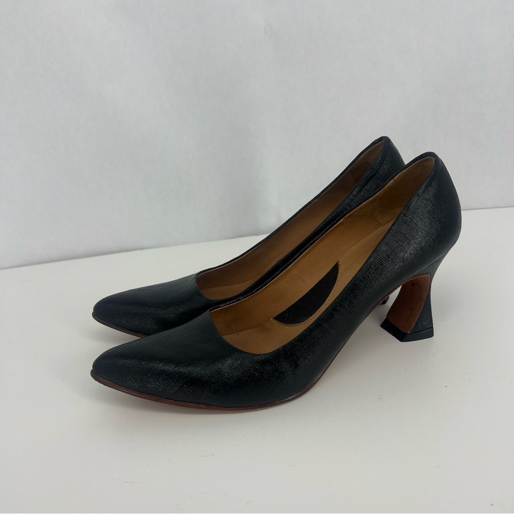 John Fluevlog | Black Textured Heels - Picture 8 of 14
